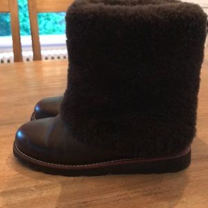 Uggs size 6